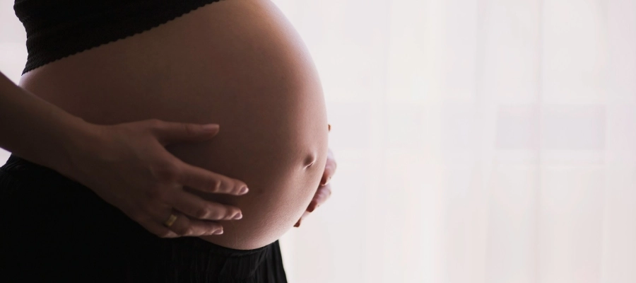 Imagem do post Imagem do post O que pode ser dor de barriga na gravidez? Causas, sintomas e cuidados